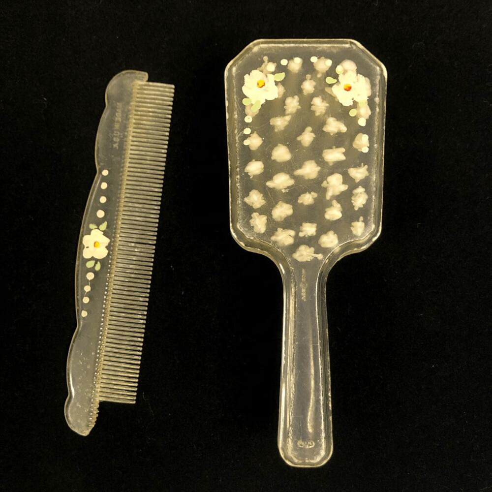 antique vintage lucite soft‎ baby brush hand painted flowers as is 4.5 inches